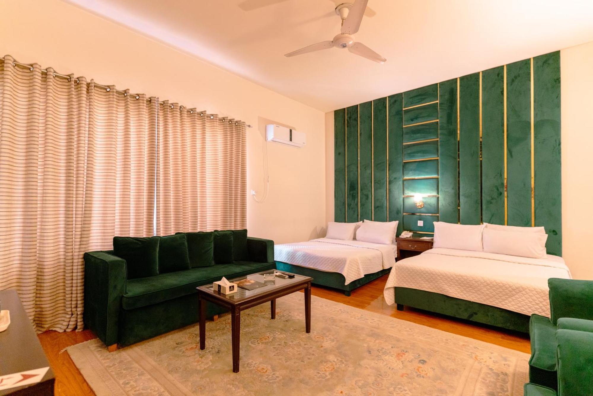 Hotel Vip House Peshawar Exterior foto