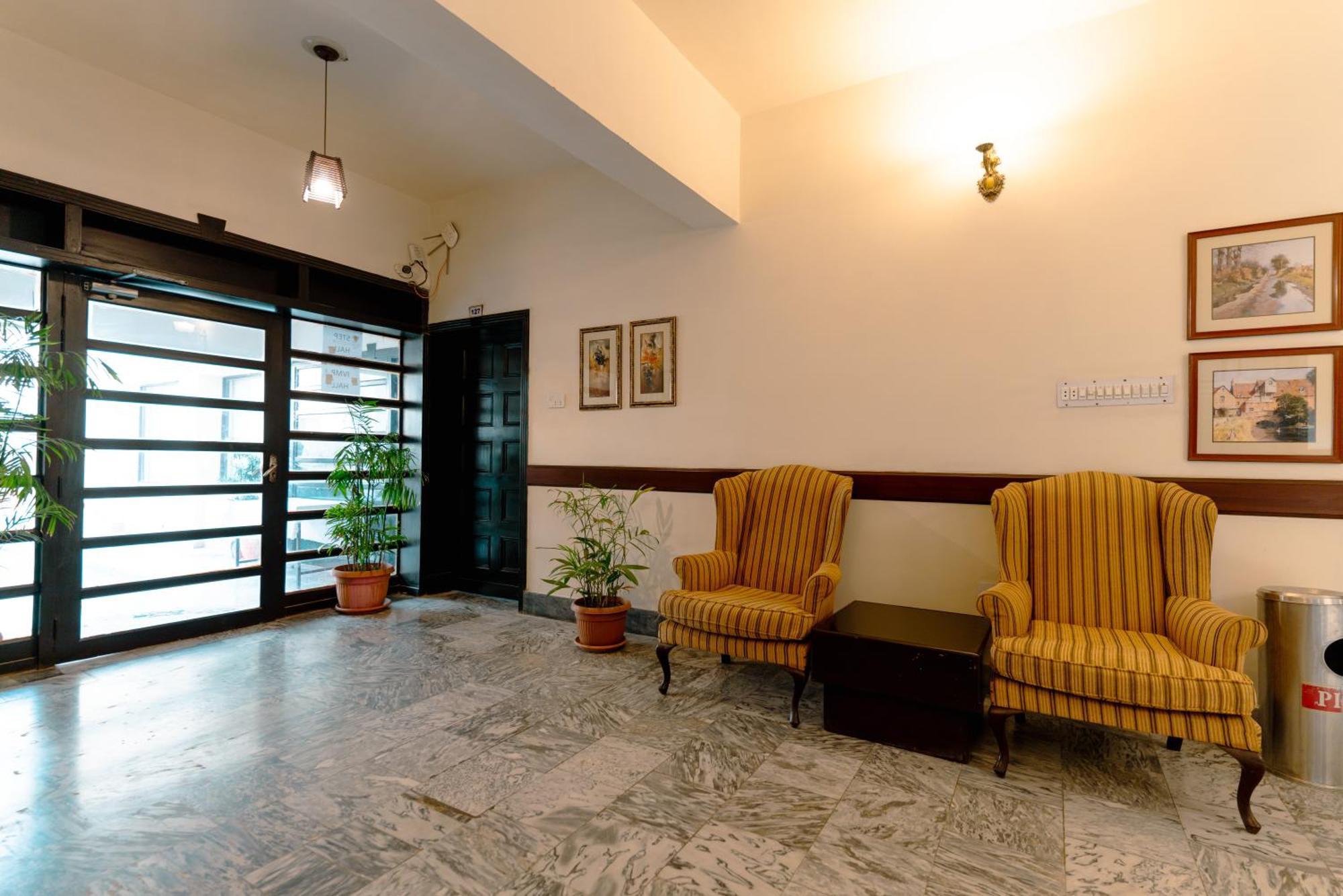 Hotel Vip House Peshawar Exterior foto