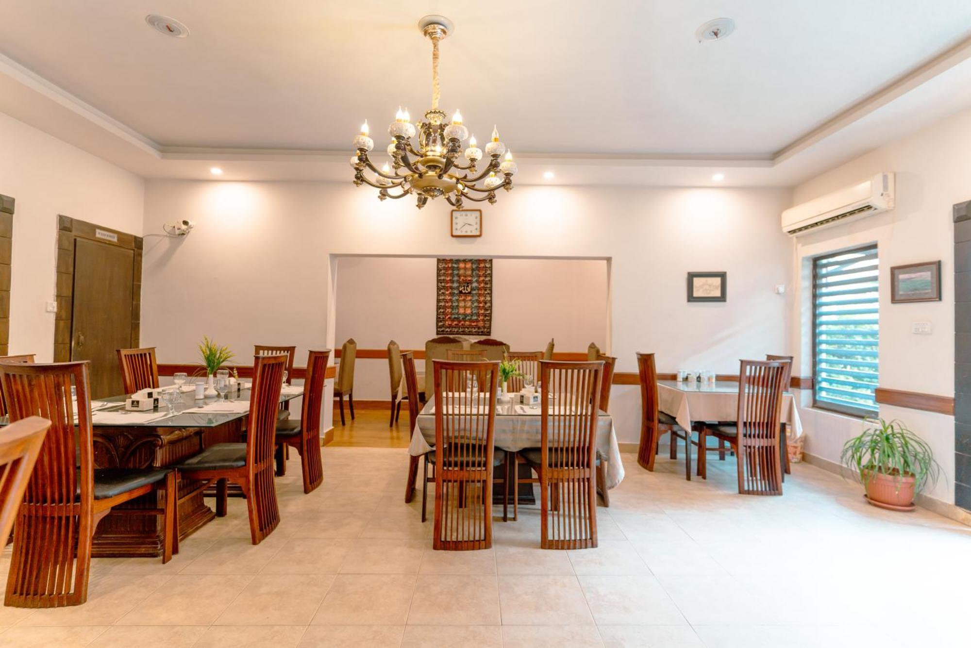 Hotel Vip House Peshawar Exterior foto